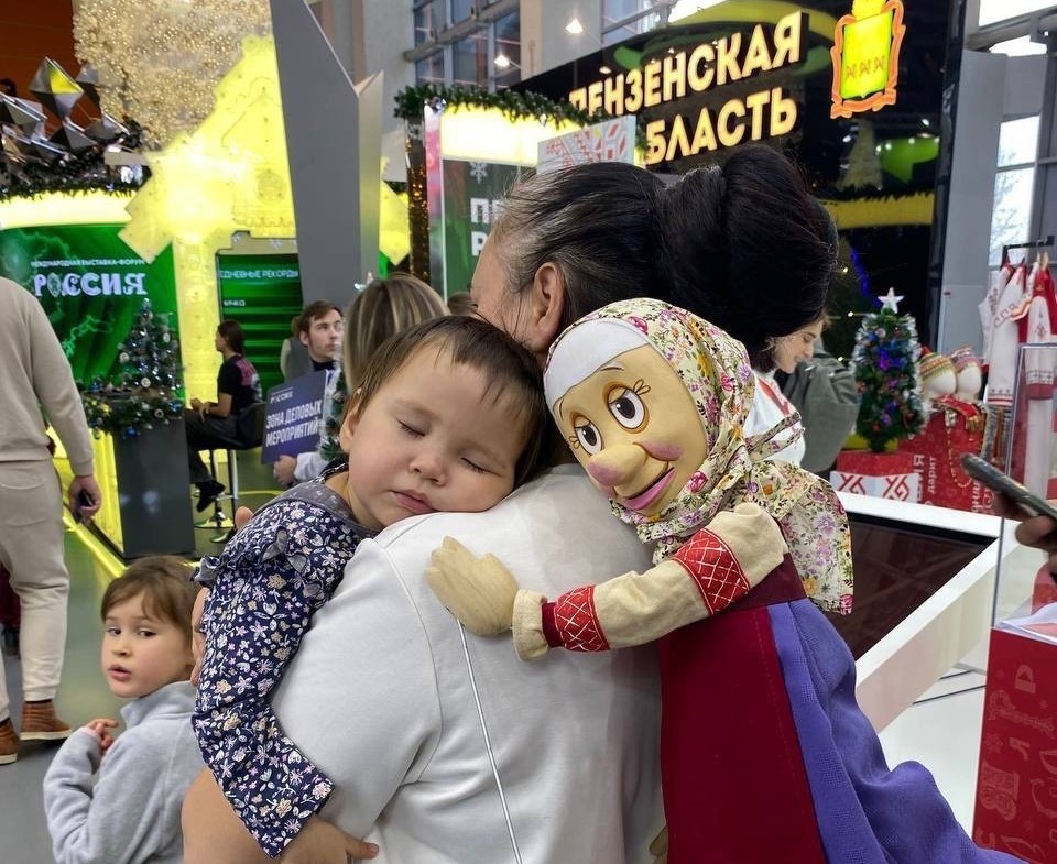 Чувашский театр кукол представил свою программу на Международной выставке-форуме «Россия» на ВДНХ. ФОТО. ВИДЕО