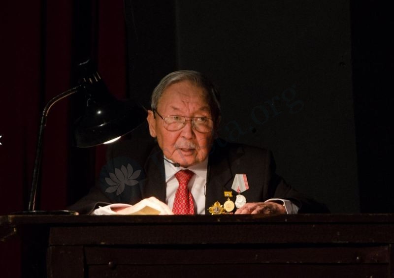 90-летний юбилей отмечает народный артист и почетный гражданин Калмыкии Сергей Мучиряев